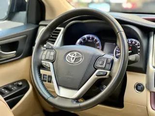 Toyota Highlander 2015 2.0T Edición de lujo con tracción en las cuatro ruedas 7 Asiento exterior foto 10 Toyota Highlander 2015 2.0T Edición de lujo con tracción en las cuatro ruedas 7 Asiento exterior foto 10