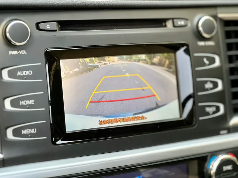 Toyota Highlander 2015 2.0T Edición de lujo con tracción en las cuatro ruedas 7 Asiento interior foto 17 Toyota Highlander 2015 2.0T Edición de lujo con tracción en las cuatro ruedas 7 Asiento interior foto 17