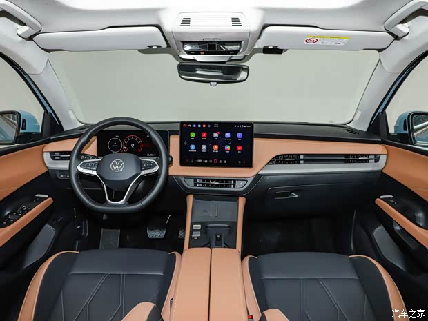 Interior: New Minimalist Style, Smart Interaction Onboard