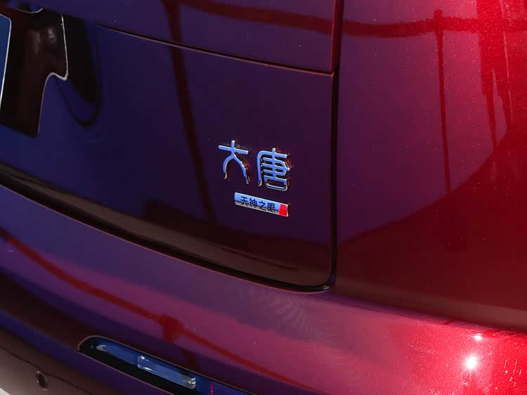 La motorisation et le châssis sont un autre aspect intéressant de ce véhicule. - Image