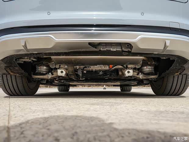 Двигатель: архитектура на 900 В и скорость зарядки 6C Изображение