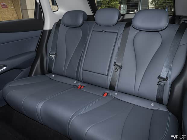 BYD Updated Seal 05 DM-i and Seal 05 EV Launching April 20