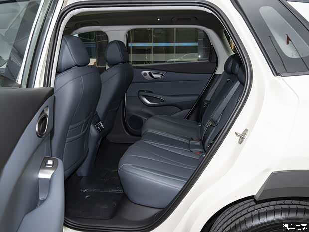 Sea Lion 05 EV Image