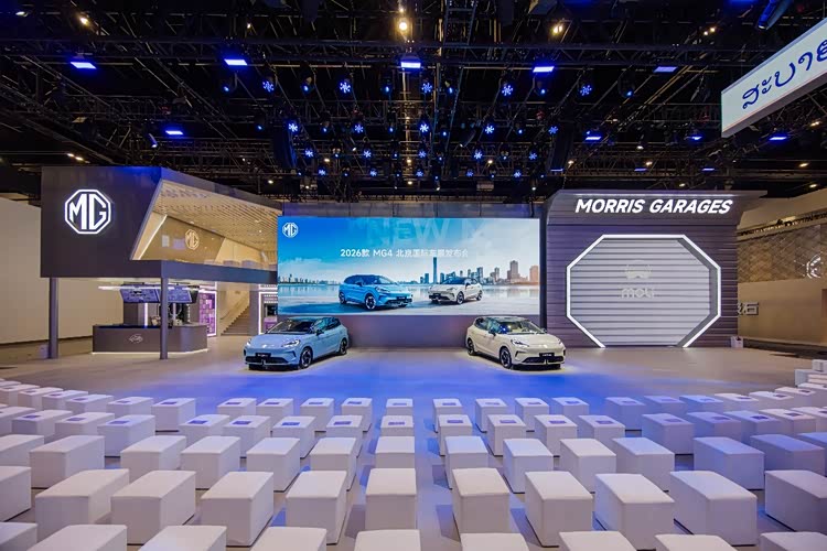 Bien qu'il s'agisse d'un restylage annuel, les améliorations d'équipement sont considérables. L'accent est mis sur quatre aspects. - image