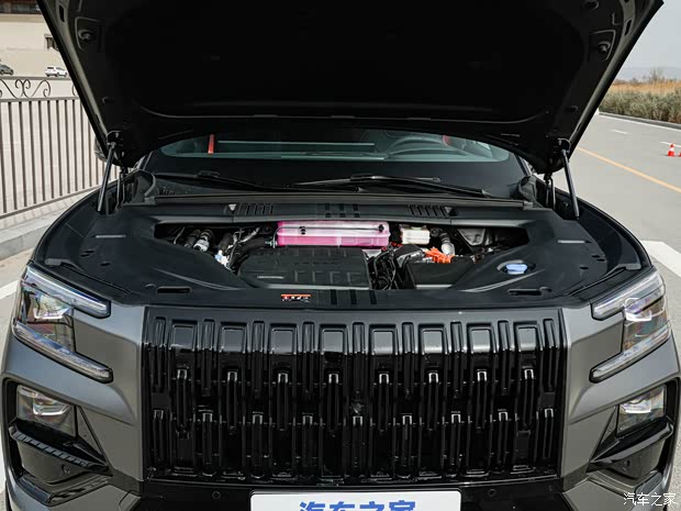 Pre-sale Starts at $55,412, 900V Architecture/Three-Motor Plug-in Hybrid Powertrain, Zeekr 8X to Launch on April 17 Image