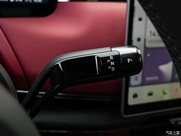 Двигатель: архитектура на 900 В и скорость зарядки 6C Изображение