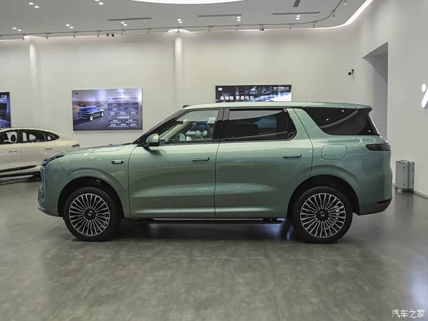 ● Особенности продукта: Всесторонний баланс пространства, комфорта и безопасности, адаптирован для всех семейных сценариев Изображение