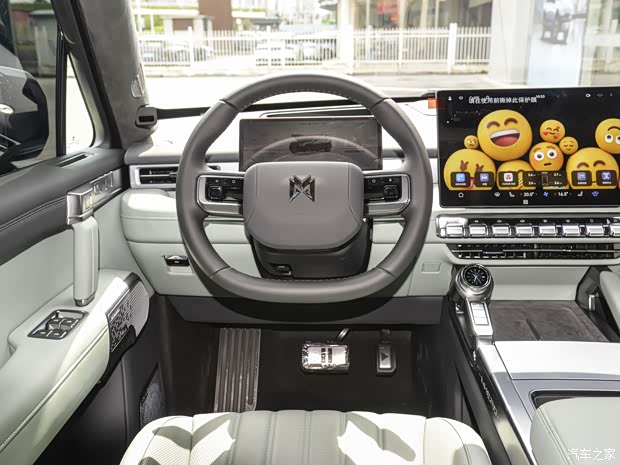● New Car Highlights: Image