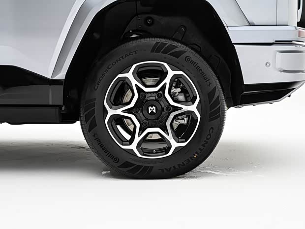 ● New Car Highlights: Image