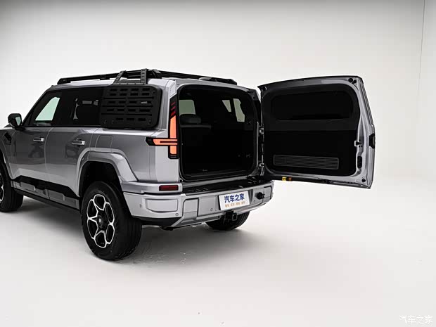 ● New Car Highlights: Image