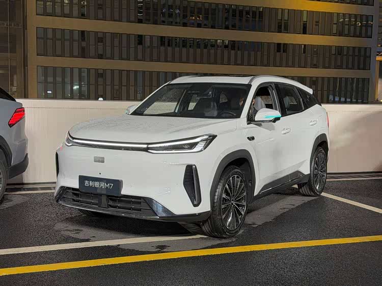 Le Geely Galaxy M7 officiellement lancé, toute la gamme équipée d'une grande batterie, à partir de 16 147 $ en offre limitée, image d'illustration.
