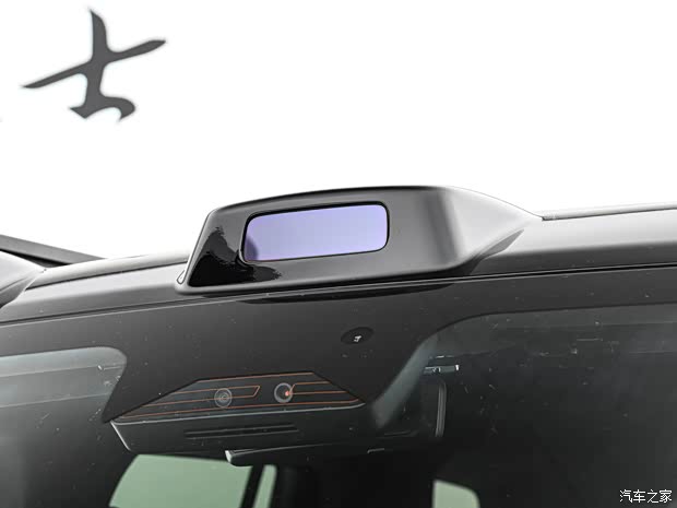 ● New Car Highlights: Image
